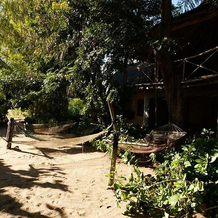 Mufasa Eco Lodge Monkey Bay 外观 照片