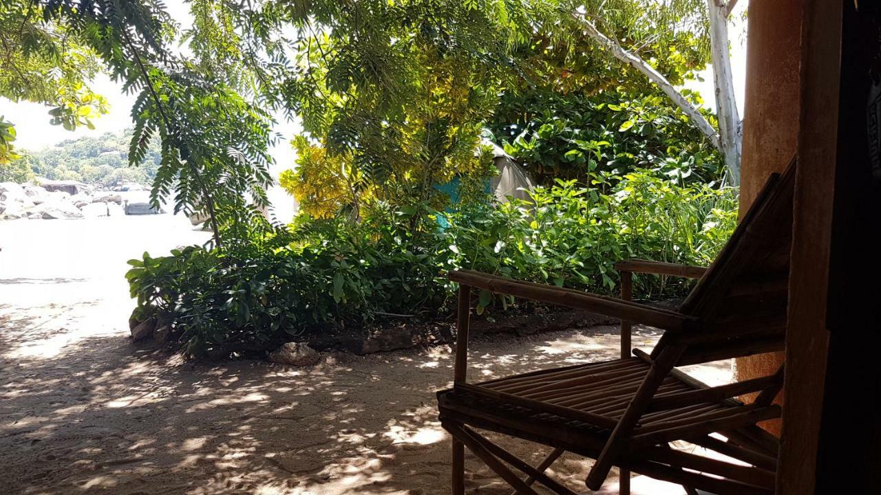 Mufasa Eco Lodge Monkey Bay 外观 照片