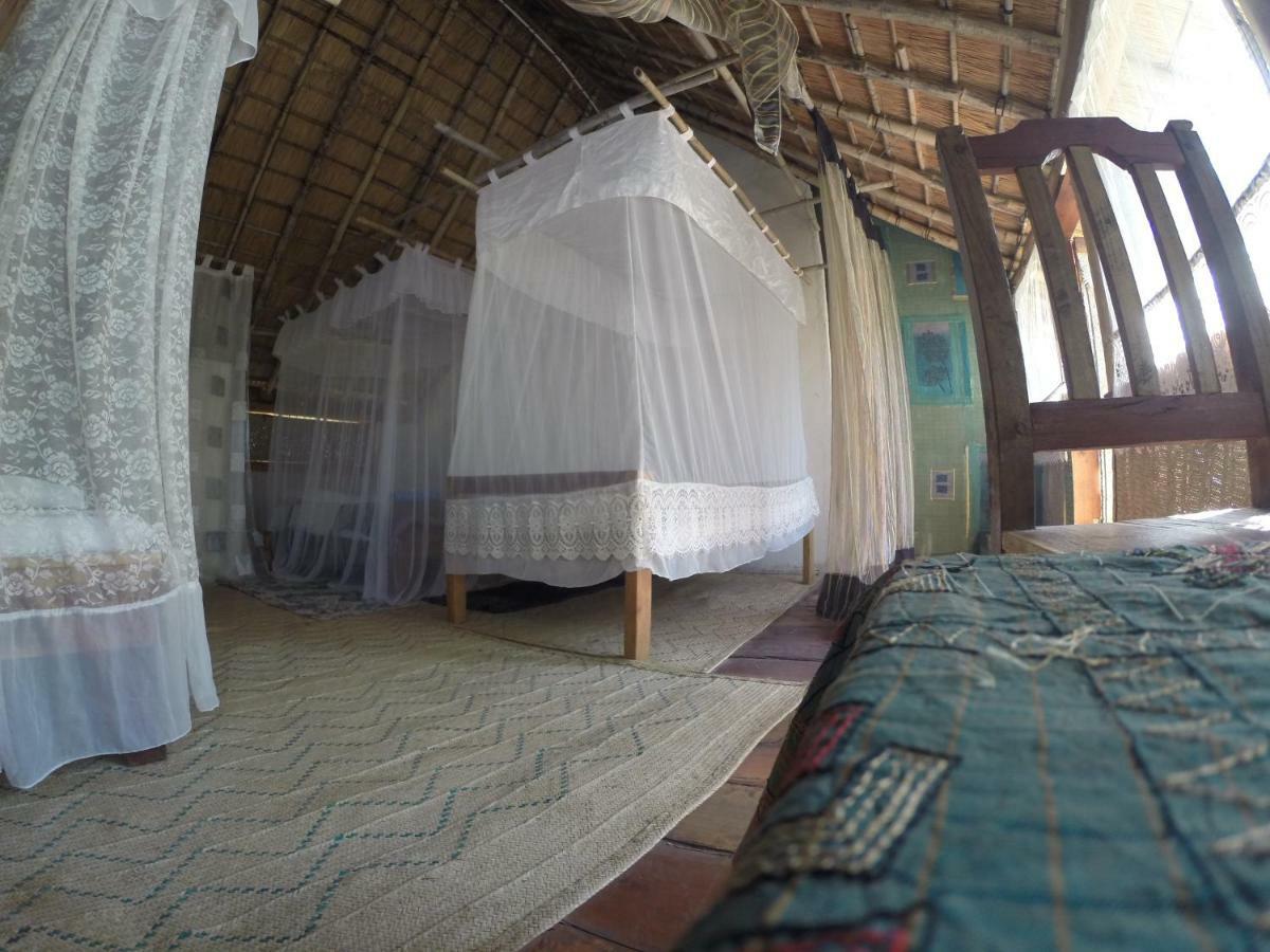 Mufasa Eco Lodge Monkey Bay 外观 照片