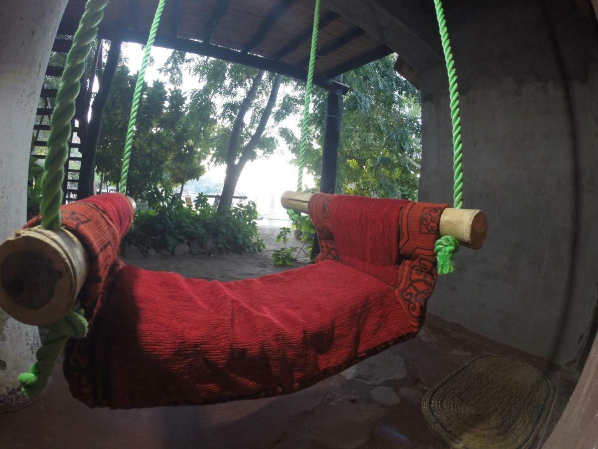 Mufasa Eco Lodge Monkey Bay 外观 照片